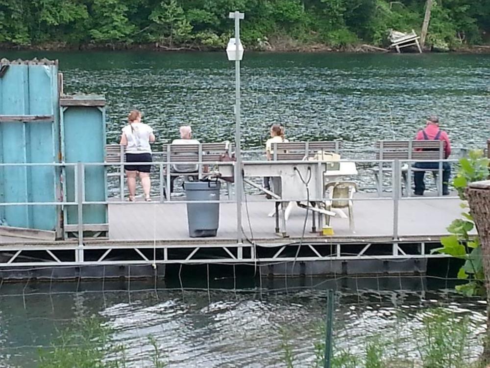 Taneycomo Lakefront Resort Bull Creek Exterior photo
